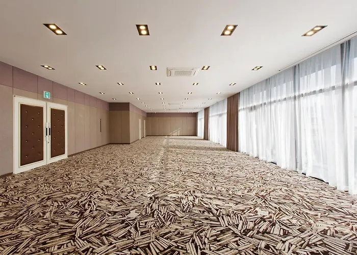 Adela Hotel Busan