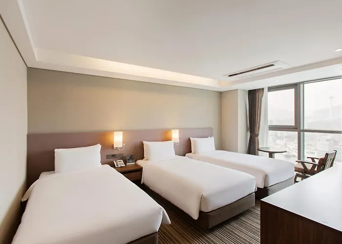 Adela Hotel 4*